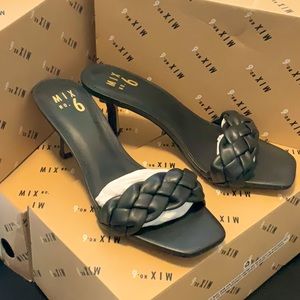 New! Mix NO. 6 Elandra Sandal